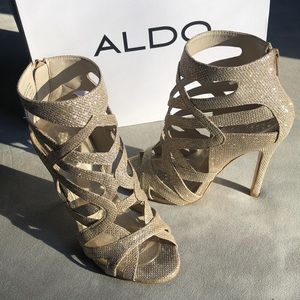 ON SALE✨ Aldo Abavia Champagne Gold Heels ✨